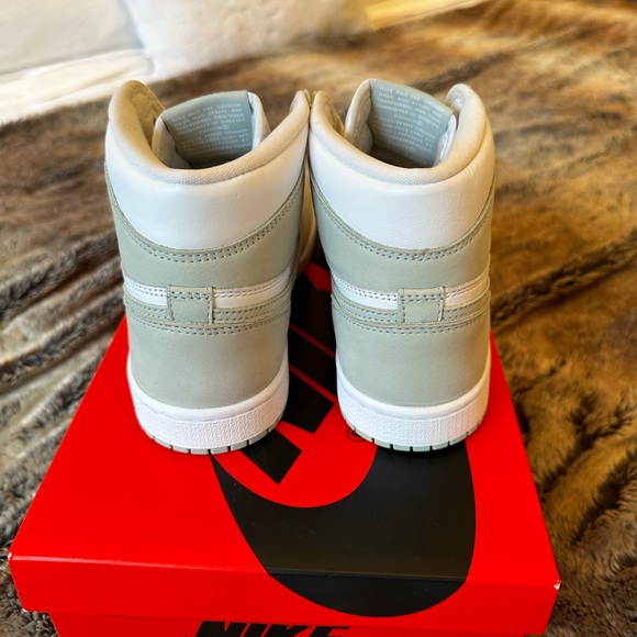 Jordan 1 Retro High ‘Seafoam’ size 6.5 - Picture 4 of 4